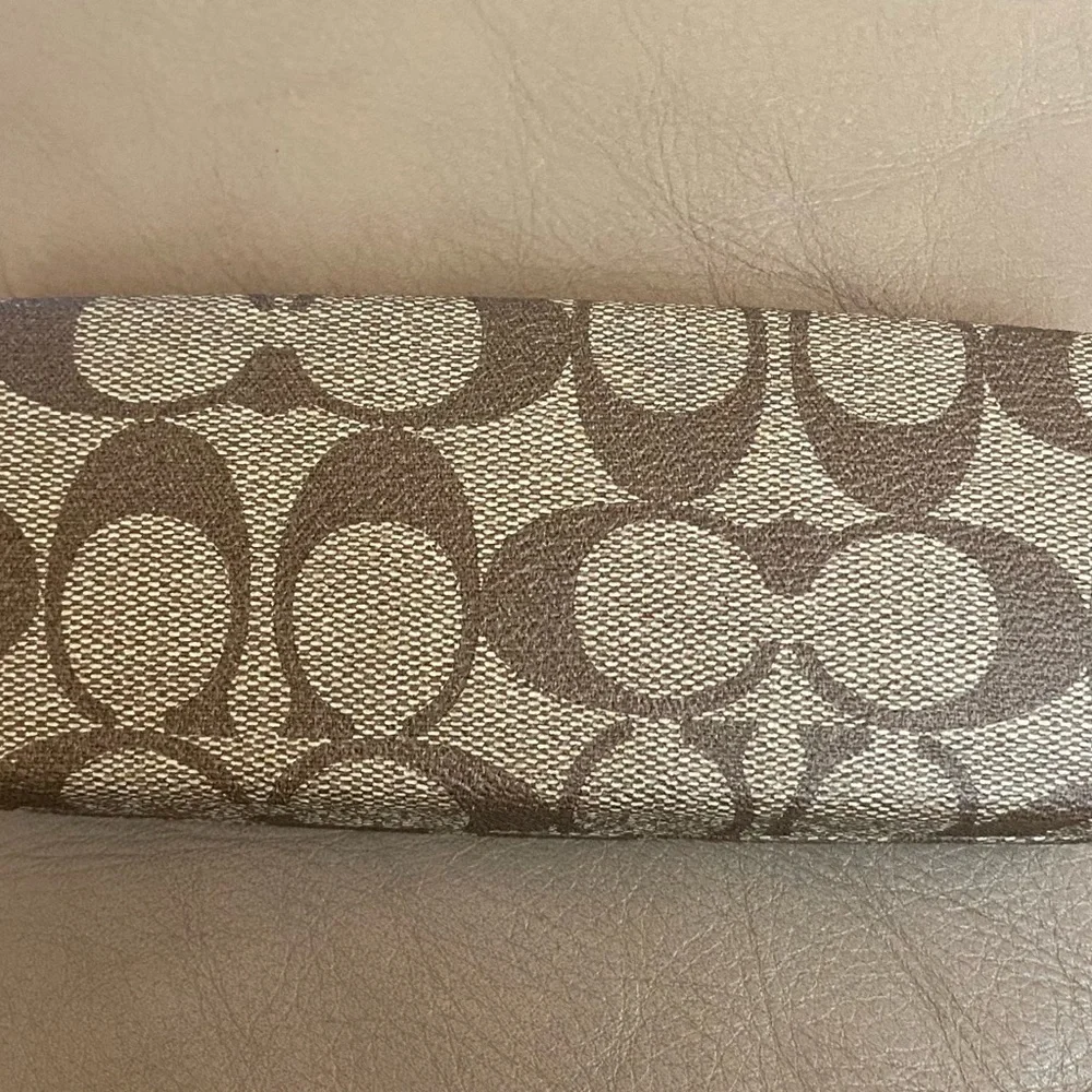 Coach glasses case